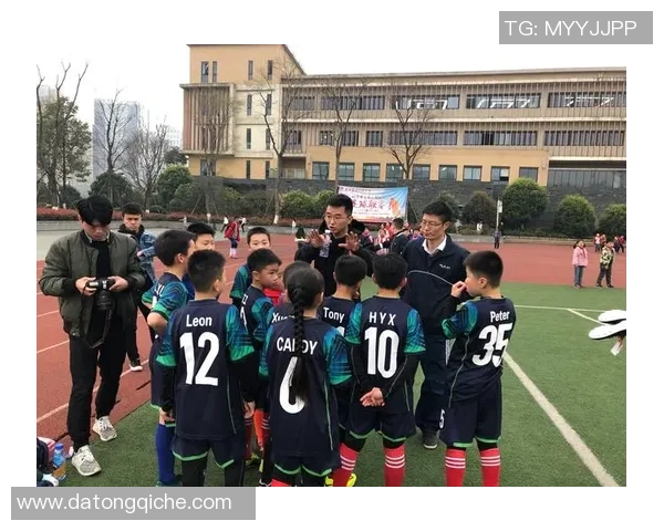 泪洒绿茵场追梦少年从伤病到荣耀的逆袭足球人生